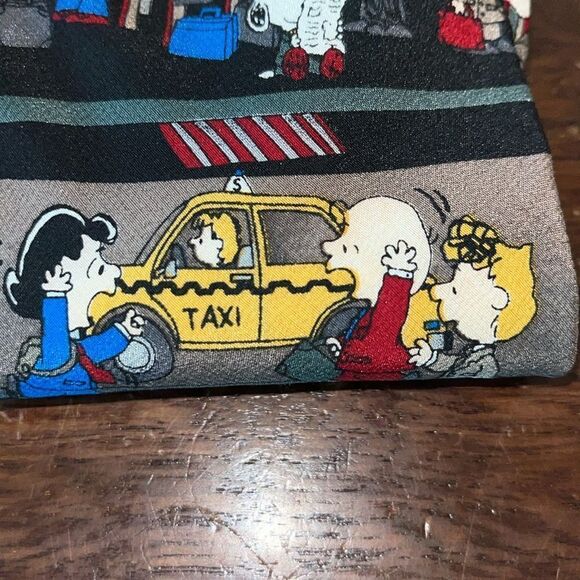 Peanuts 100% silk transportation travel bus taxi truck car VW neck tie collector - Picture 8 of 8